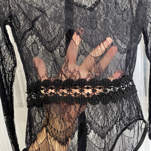 REDUCED!! NEW black lace teddy - Picture 10 of 16